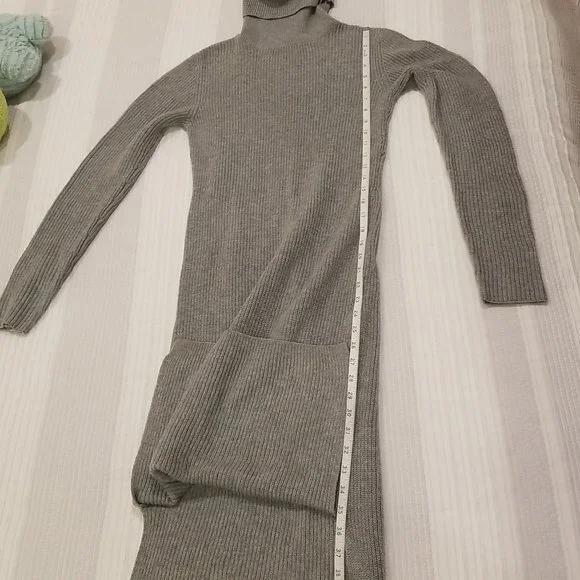 NWT Lulus Snuggled Up Light Grey Knit Turtleneck Midi Sweater Dress, XS - Picture 12 of 16